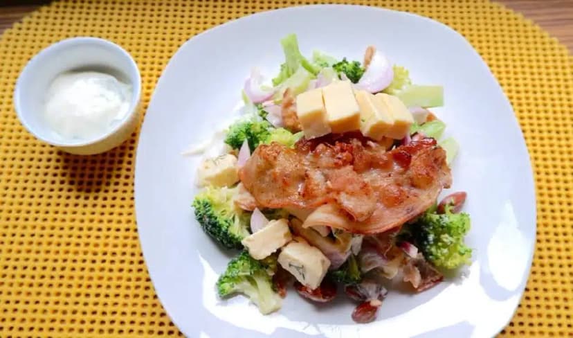 Keto Bacon and Broccoli Salad
