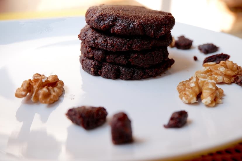 Keto No-bake Chocolate Walnut Cookie